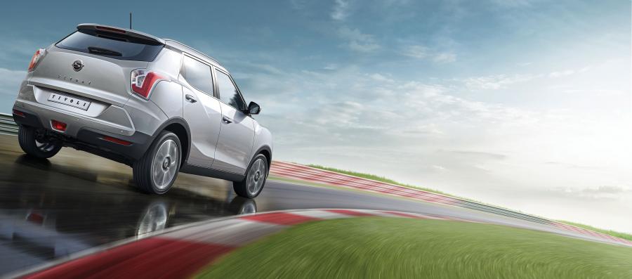  SsangYong Tivoli 2015 года  (KR) (фото 18 из 20)